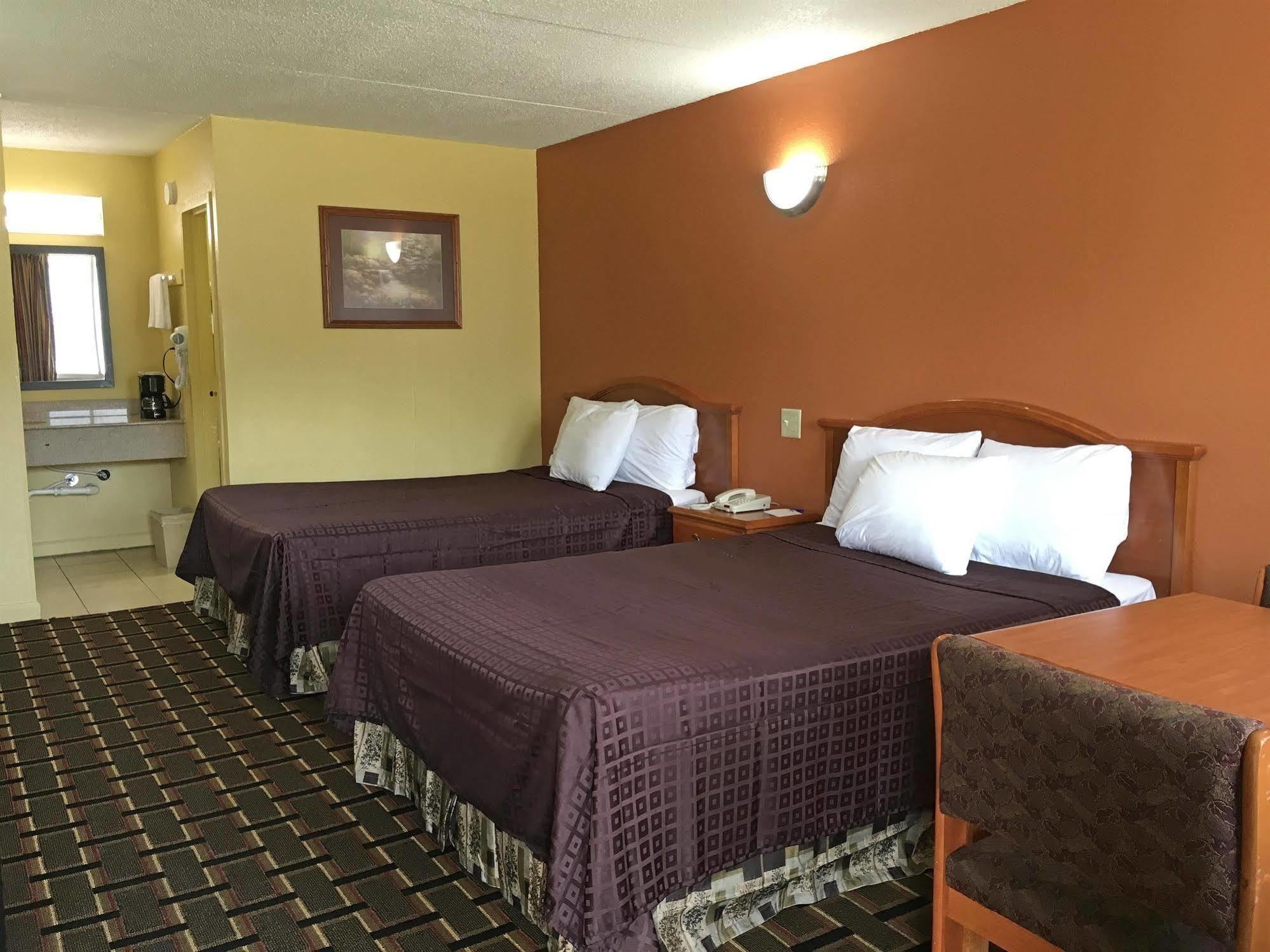 Americas Best Value Inn & Suites Greenville Exterior photo